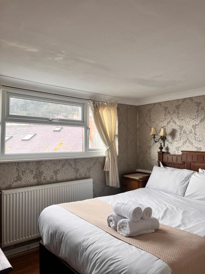 Rose Tor Hotel Llandudno Exteriör bild